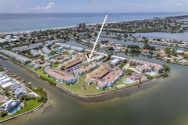 1 WINDRUSH BOULEVARD 31, Indian Rocks Beach, FL 33785