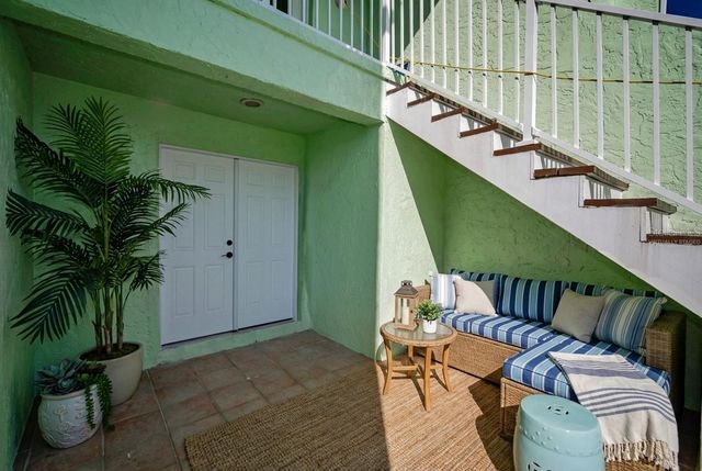 1 WINDRUSH BOULEVARD 31, Indian Rocks Beach, FL 33785