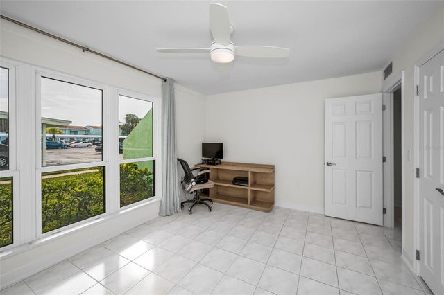 1 WINDRUSH BOULEVARD 31, Indian Rocks Beach, FL 33785