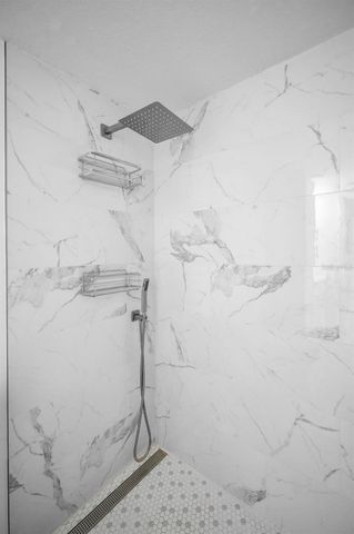 1 WINDRUSH BOULEVARD 31, Indian Rocks Beach, FL 33785