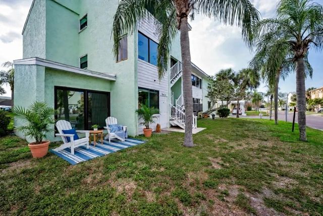 1 WINDRUSH BOULEVARD 31, Indian Rocks Beach, FL 33785