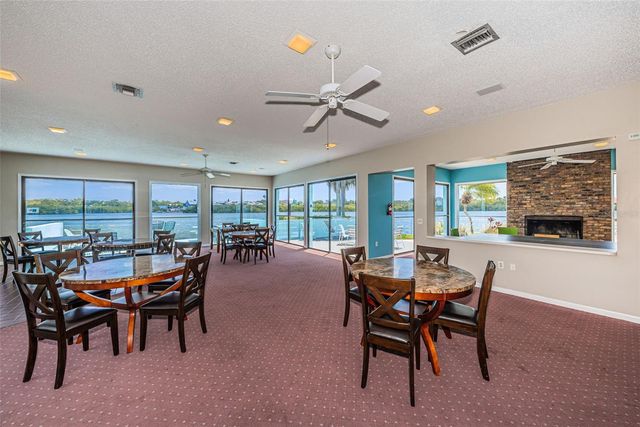 1 WINDRUSH BOULEVARD 31, Indian Rocks Beach, FL 33785