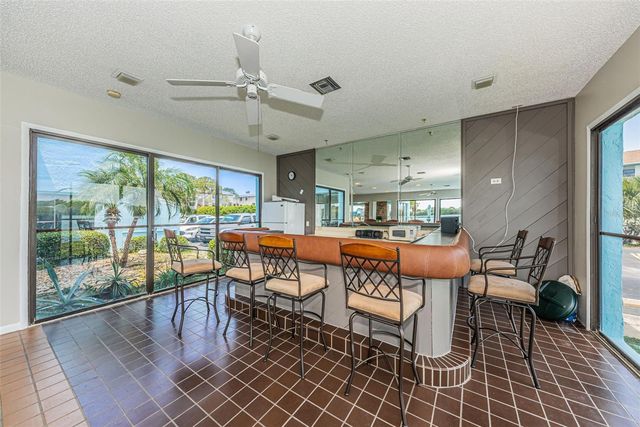 1 WINDRUSH BOULEVARD 31, Indian Rocks Beach, FL 33785