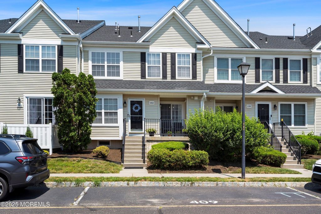 182 Brookfield Drive, Jackson, NJ 08527