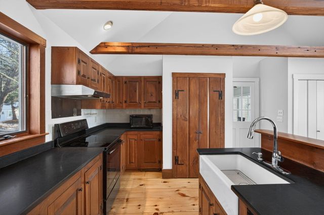 14 Bambi Way, Orleans, MA 02653