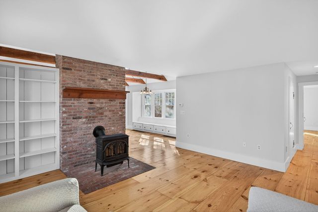 14 Bambi Way, Orleans, MA 02653