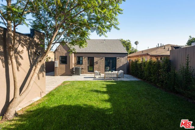 3749 W 59th Street, Los Angeles, CA 90043