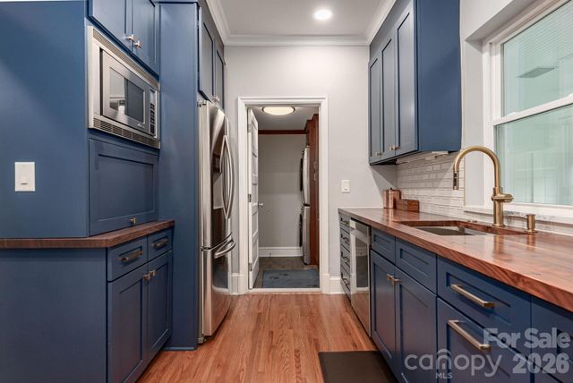 1101 Belgrave Place, Charlotte, NC 28203