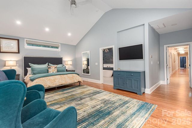 1101 Belgrave Place, Charlotte, NC 28203
