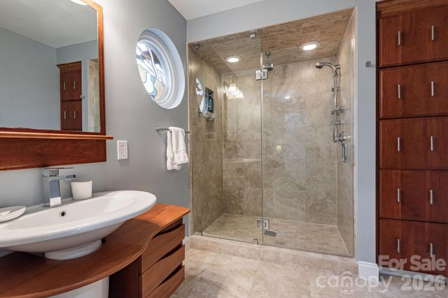 1101 Belgrave Place, Charlotte, NC 28203