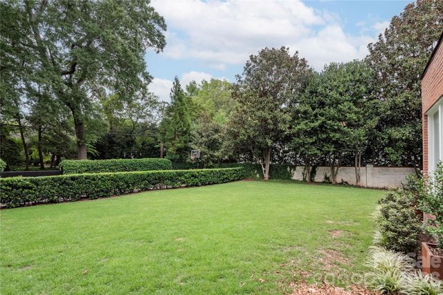 1101 Belgrave Place, Charlotte, NC 28203