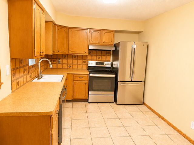 11524 Crooked Lake Boulevard NW, Coon Rapids, MN 55433