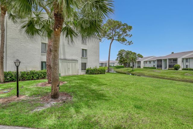 3630 Alder Drive Apt H1, West Palm Beach, FL 33417