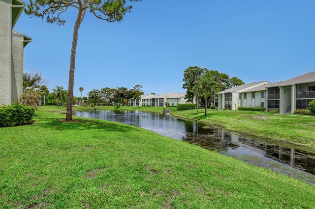 3630 Alder Drive Apt H1, West Palm Beach, FL 33417
