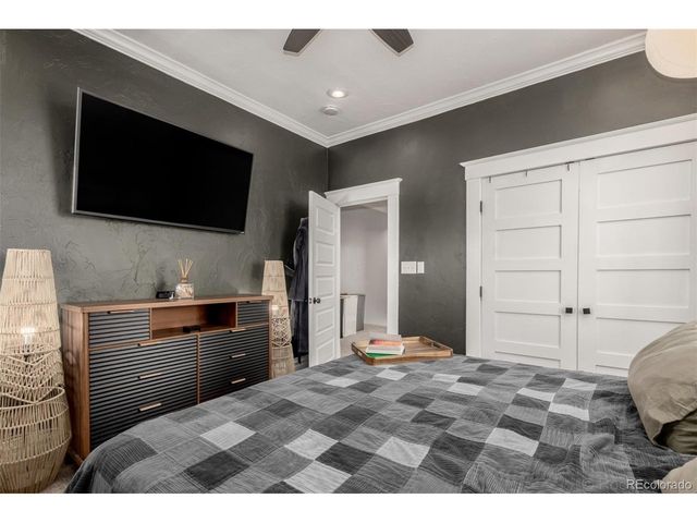 300 S Lincoln St, Denver, CO 80209