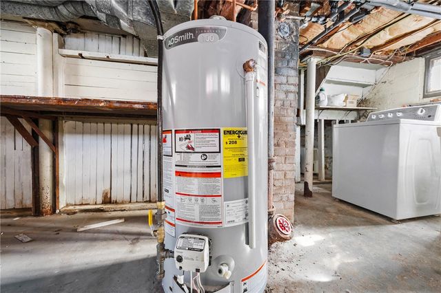 69 Benton Street, Rochester, NY 14620