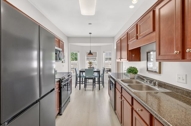 2626 Westhaven Dr, Murfreesboro, TN 37128