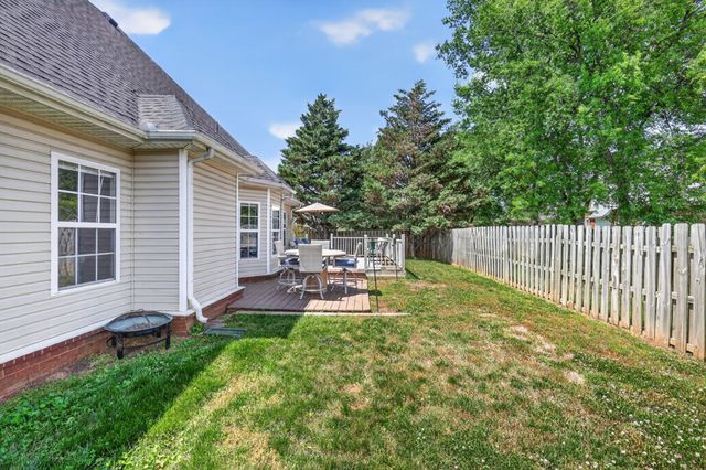 2626 Westhaven Dr, Murfreesboro, TN 37128