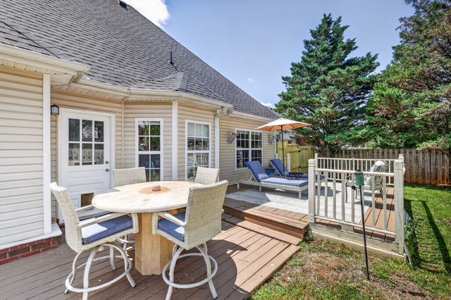 2626 Westhaven Dr, Murfreesboro, TN 37128