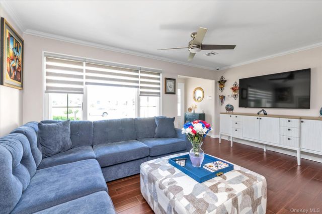 146 Saint Marks Place, Massapequa, NY 11758