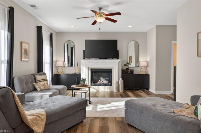 547 Marchant RD, Norfolk, VA 23505