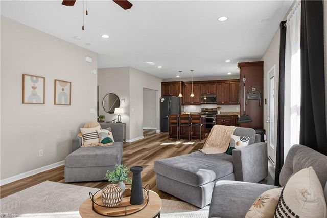 547 Marchant RD, Norfolk, VA 23505