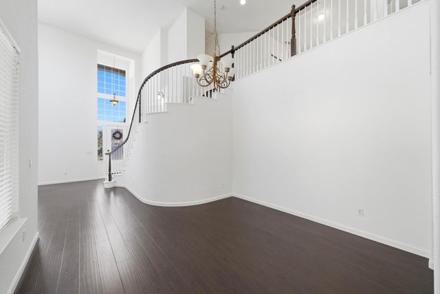 9487 Winding River Way, Elk Grove, CA 95624