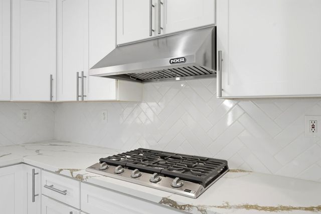 9487 Winding River Way, Elk Grove, CA 95624