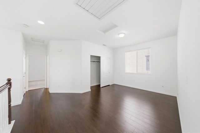 9487 Winding River Way, Elk Grove, CA 95624