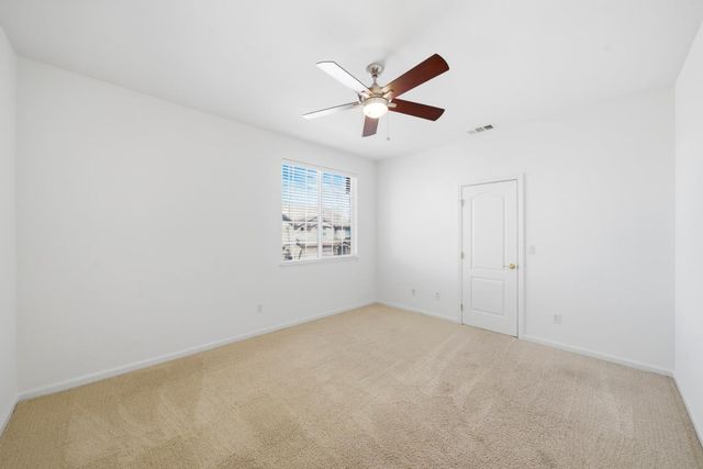 9487 Winding River Way, Elk Grove, CA 95624