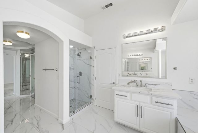 9487 Winding River Way, Elk Grove, CA 95624