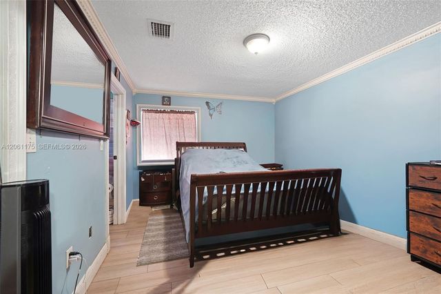 20504 NW 19th Avenue, Miami Gardens, FL 33056