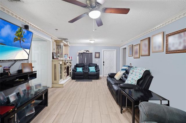20504 NW 19th Avenue, Miami Gardens, FL 33056