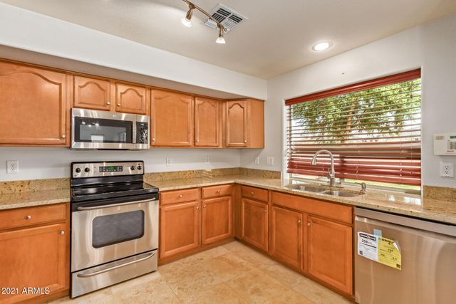 28511 N 25th Avenue, Phoenix, AZ 85085