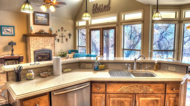 834 Alex Auld, Leakey, TX 78873