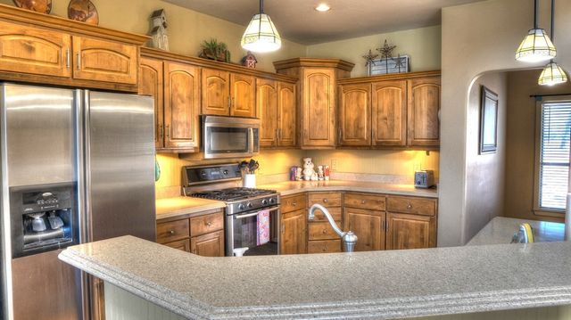 834 Alex Auld, Leakey, TX 78873