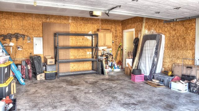 834 Alex Auld, Leakey, TX 78873