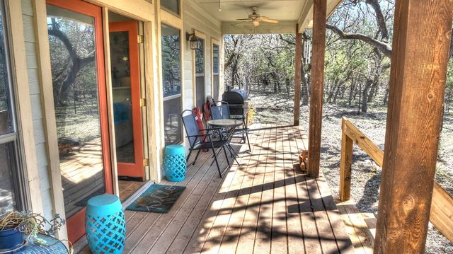 834 Alex Auld, Leakey, TX 78873