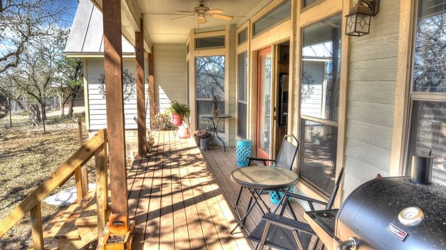 834 Alex Auld, Leakey, TX 78873