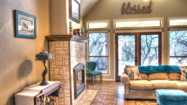 834 Alex Auld, Leakey, TX 78873