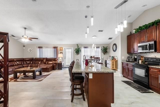 1816 MANITOBA COURT, Kissimmee, FL 34759