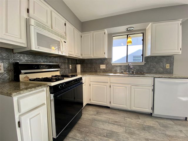 4312 Clarno DR, Austin, TX 78749