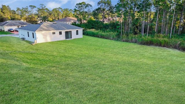 902 Magnolia Ave, Lehigh Acres, FL 33972