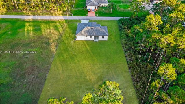 902 Magnolia Ave, Lehigh Acres, FL 33972