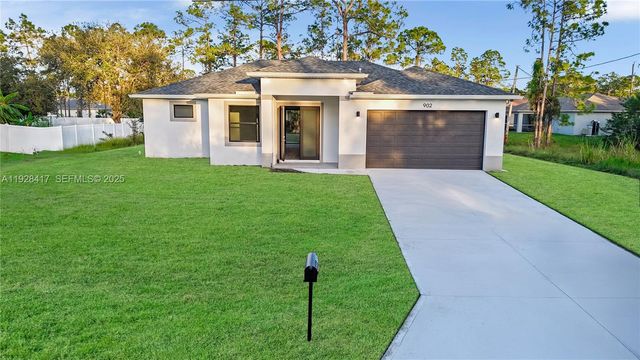 902 Magnolia Ave, Lehigh Acres, FL 33972