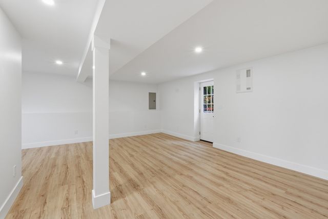 66 Ontario Dr, Hudson, MA 01749