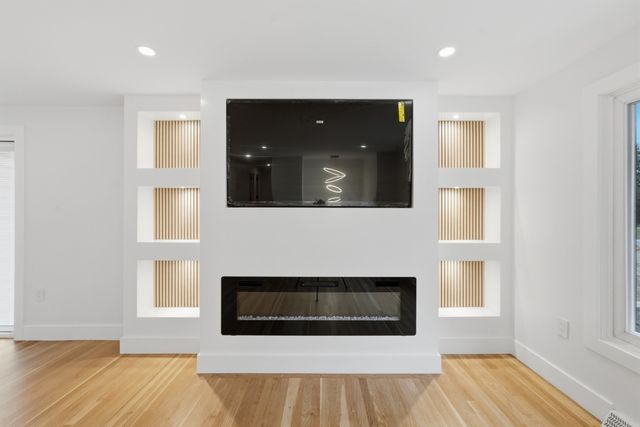 66 Ontario Dr, Hudson, MA 01749