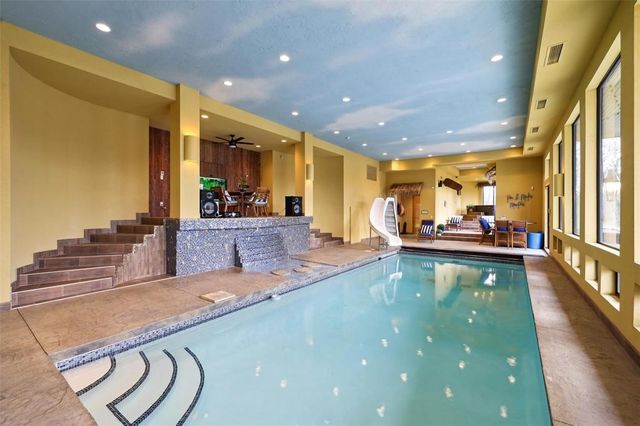 13286 NE 56th Street, Elkhart, IA 50073