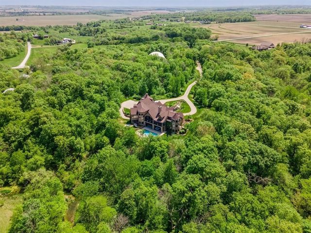 13286 NE 56th Street, Elkhart, IA 50073