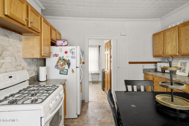 20 108th Street, Troy, NY 12182